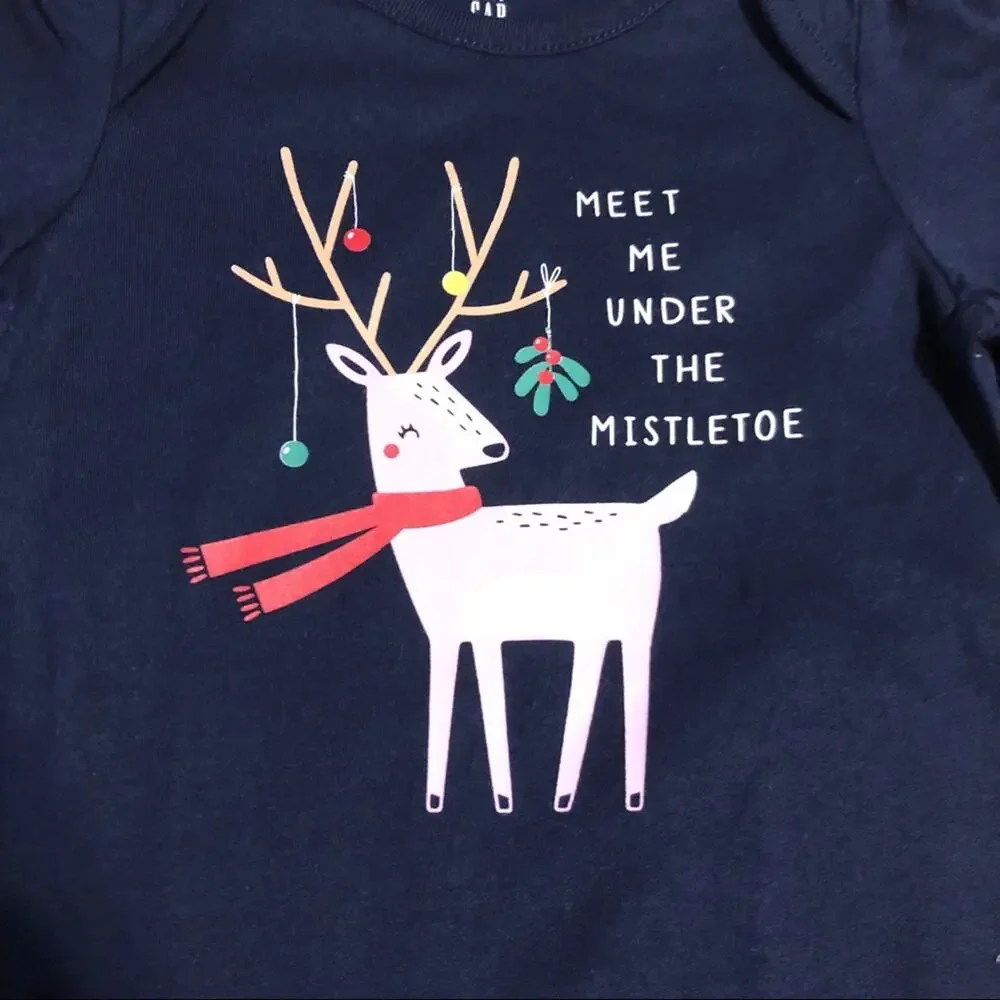 NWT Gap Size 6-12M Navy and Pink Reindeer Graphic Baby Girls Bodysuit